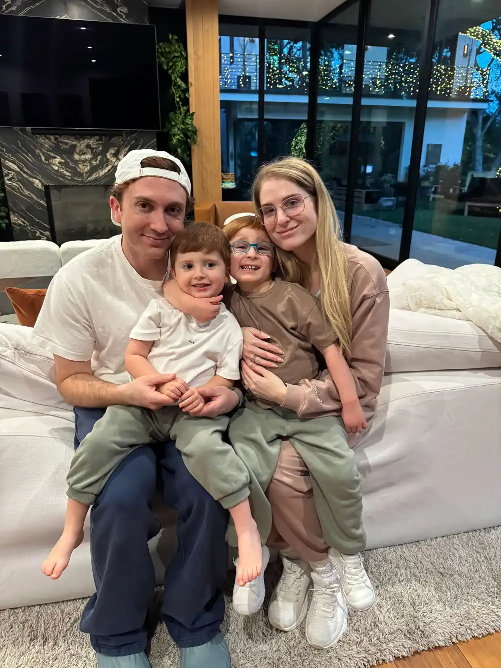 Meghan Trainor 2617 Luxury Handbag Shopping Cover Story 2