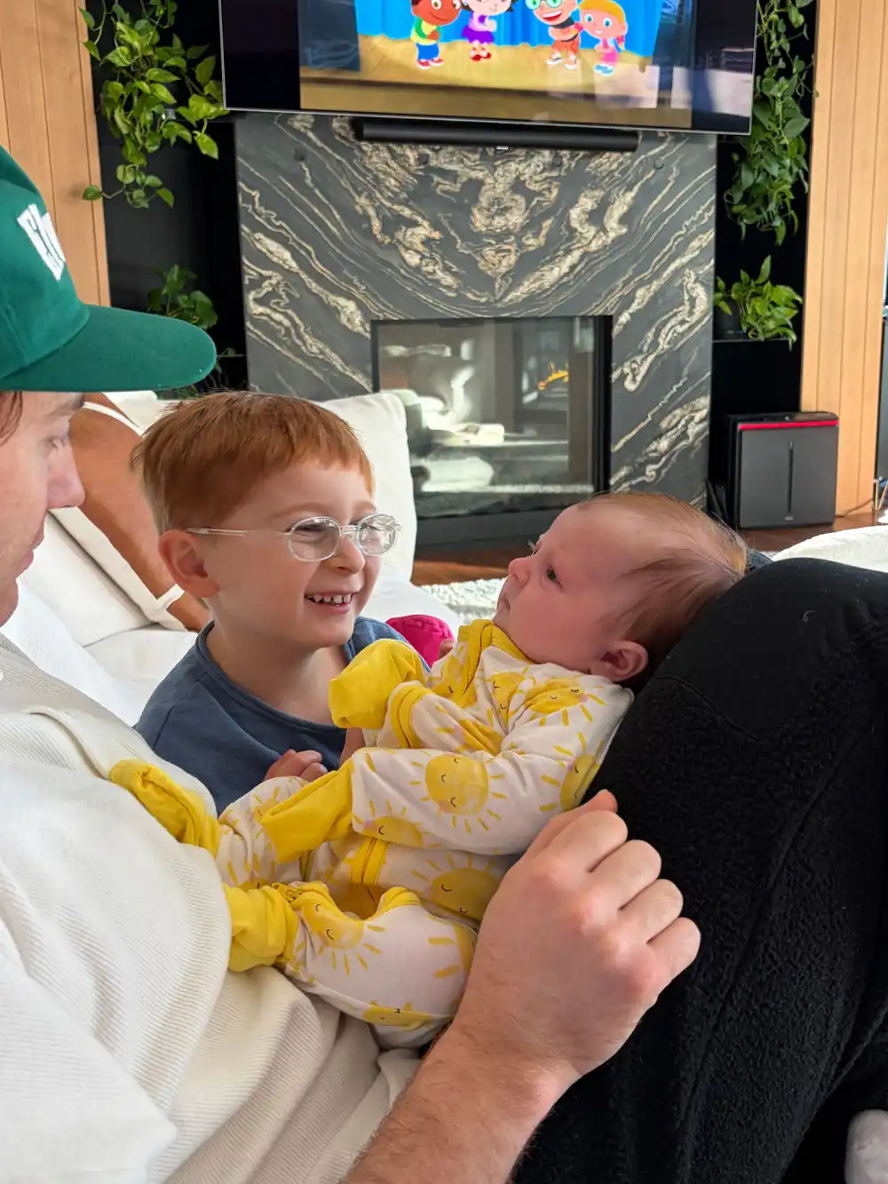 Meghan Trainor 2617 Luxury Handbag Shopping Cover Story