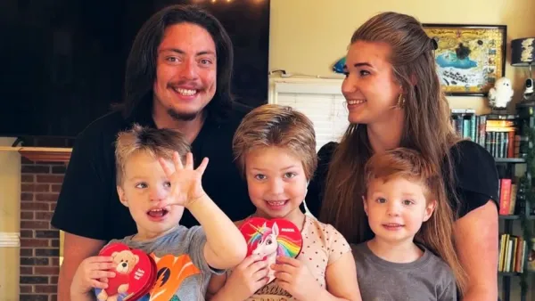 Mykelti-Brown_1771211791_3833523539483311081_28538354