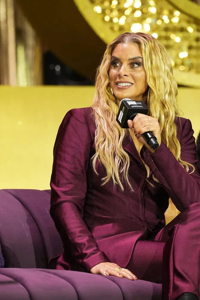 NUP20915900792 robyn dixon returning to rhop