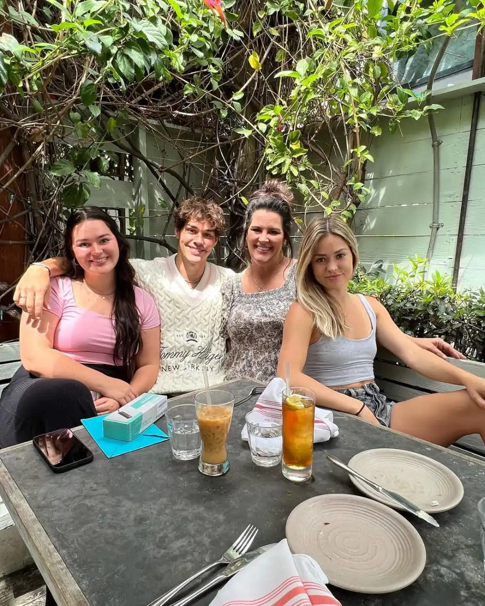 Haley, Noah, Amy and Tatum Beck