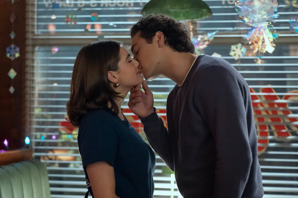 Which 'Off Campus' Couples Ended Up Together? Book Order Explained