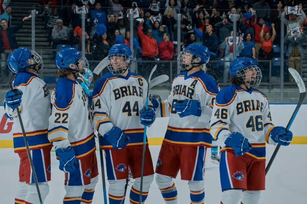 Which 'Off Campus' Couples Ended Up Together? Book Order Explained