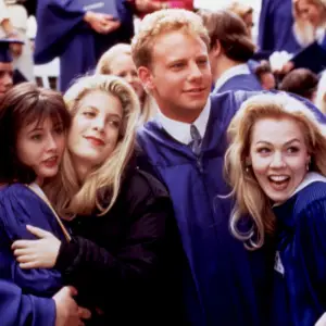 Jennie Garth Reveals Thoughts on Each '90210' Costar in New Book: Where They Stand