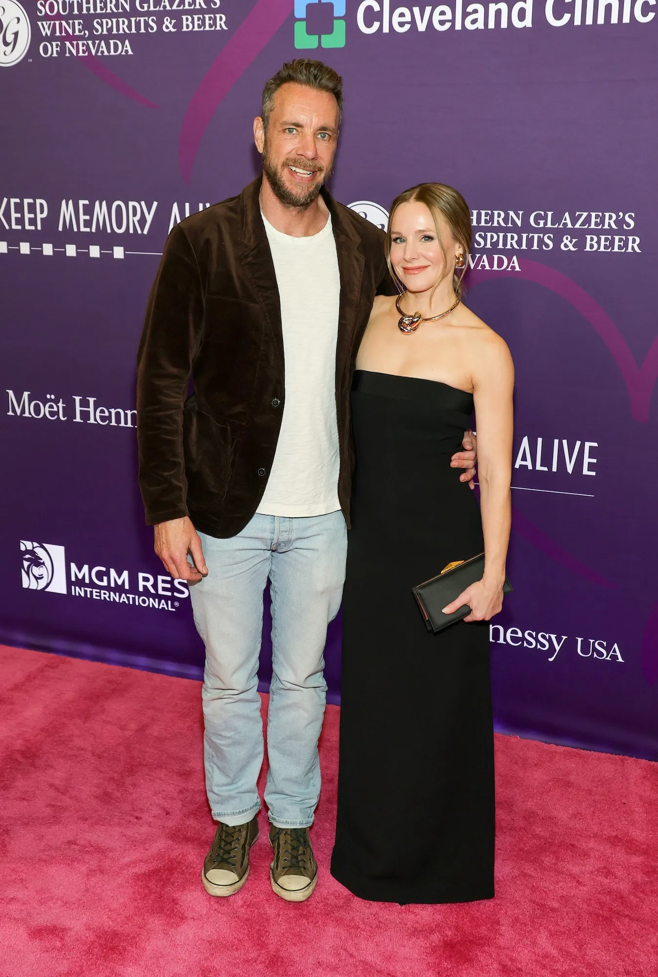 Times Kristen Bell and Dax Shepard Defended Their Marriage GettyImages-2201400186