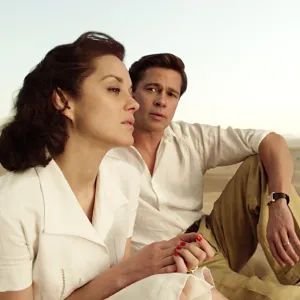 Marion Cotillard and Brad Pitt in Allied