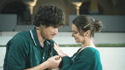 Charles Melton and Cailee Spaeny in Beef season 2