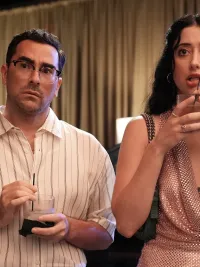 Dan Levy and Taylor Ortega in Big Mistakes