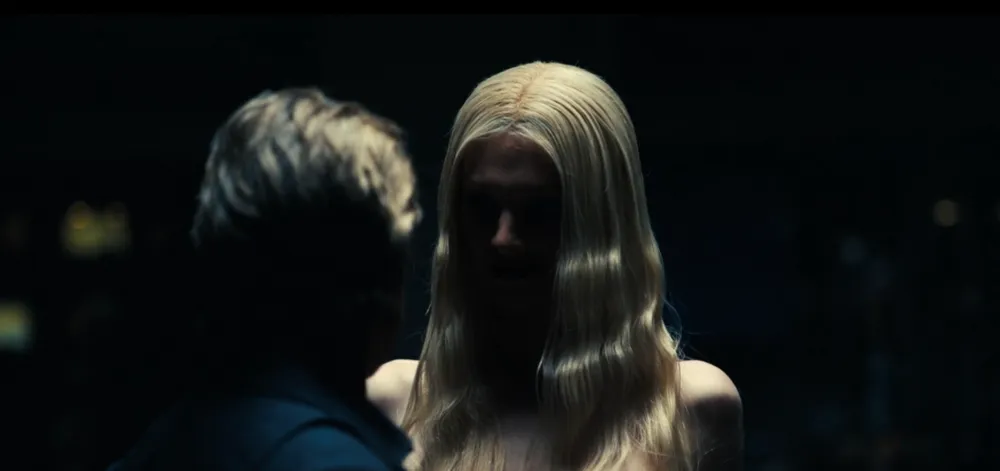 Euphoria's Hunter Schafer Has Topless Scene, Lexi Reveals Virginity