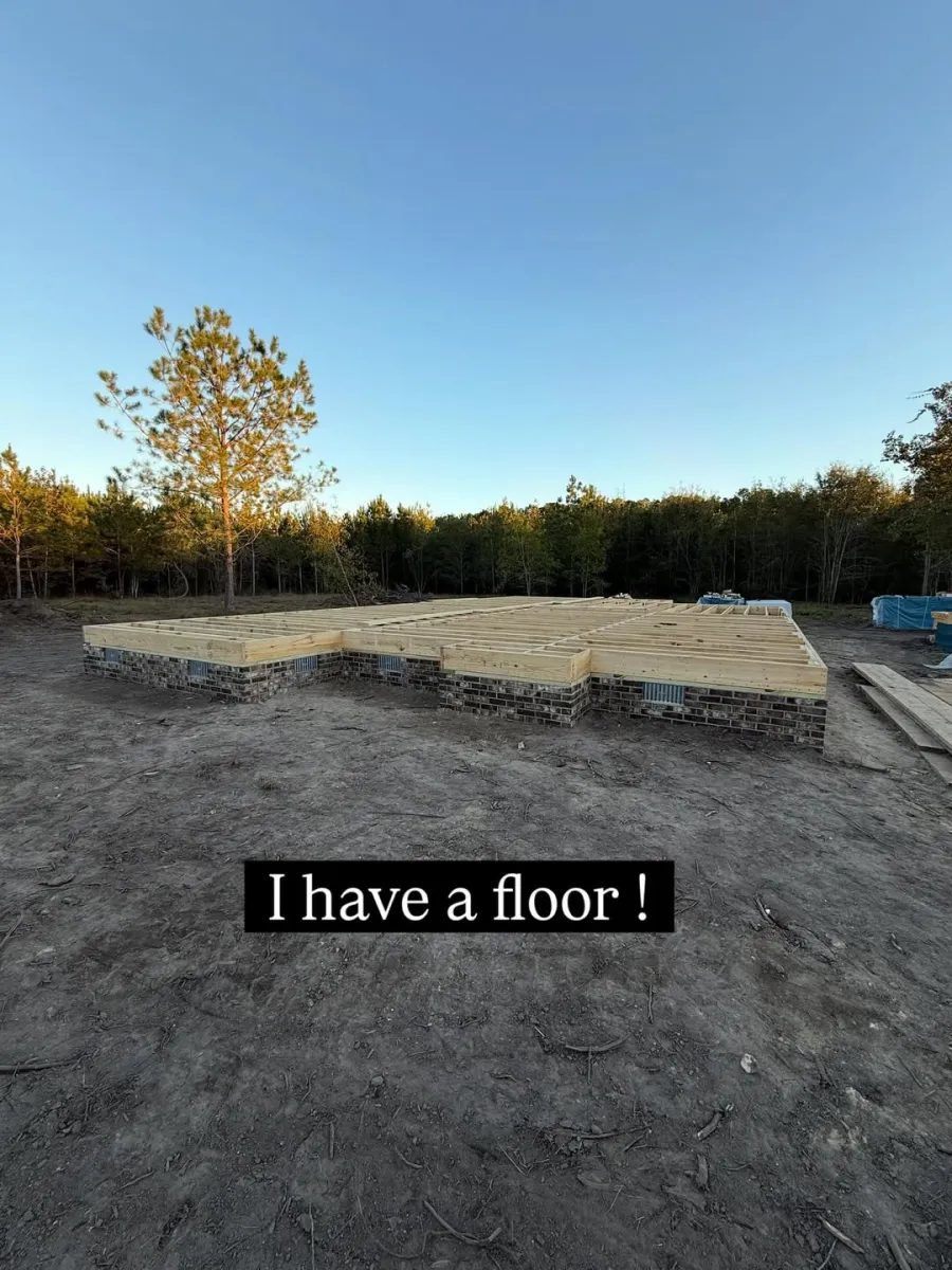 Janelle Brown Replica Luxury Handbag