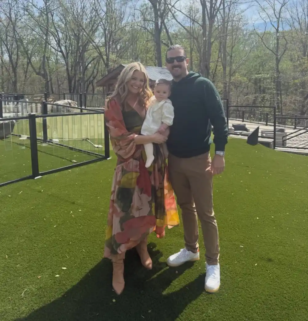 Lauren Alaina Shares How Faith and Motherhood Is Helping Her Heal After Dads Death