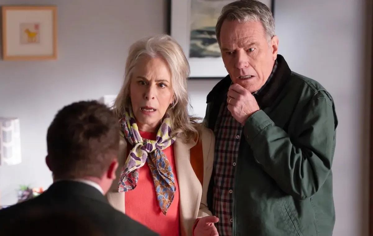 Frankie Muniz, Jane Kaczmarek and Bryan Cranston in Malcolm in the Middle: Life's Still Unfair