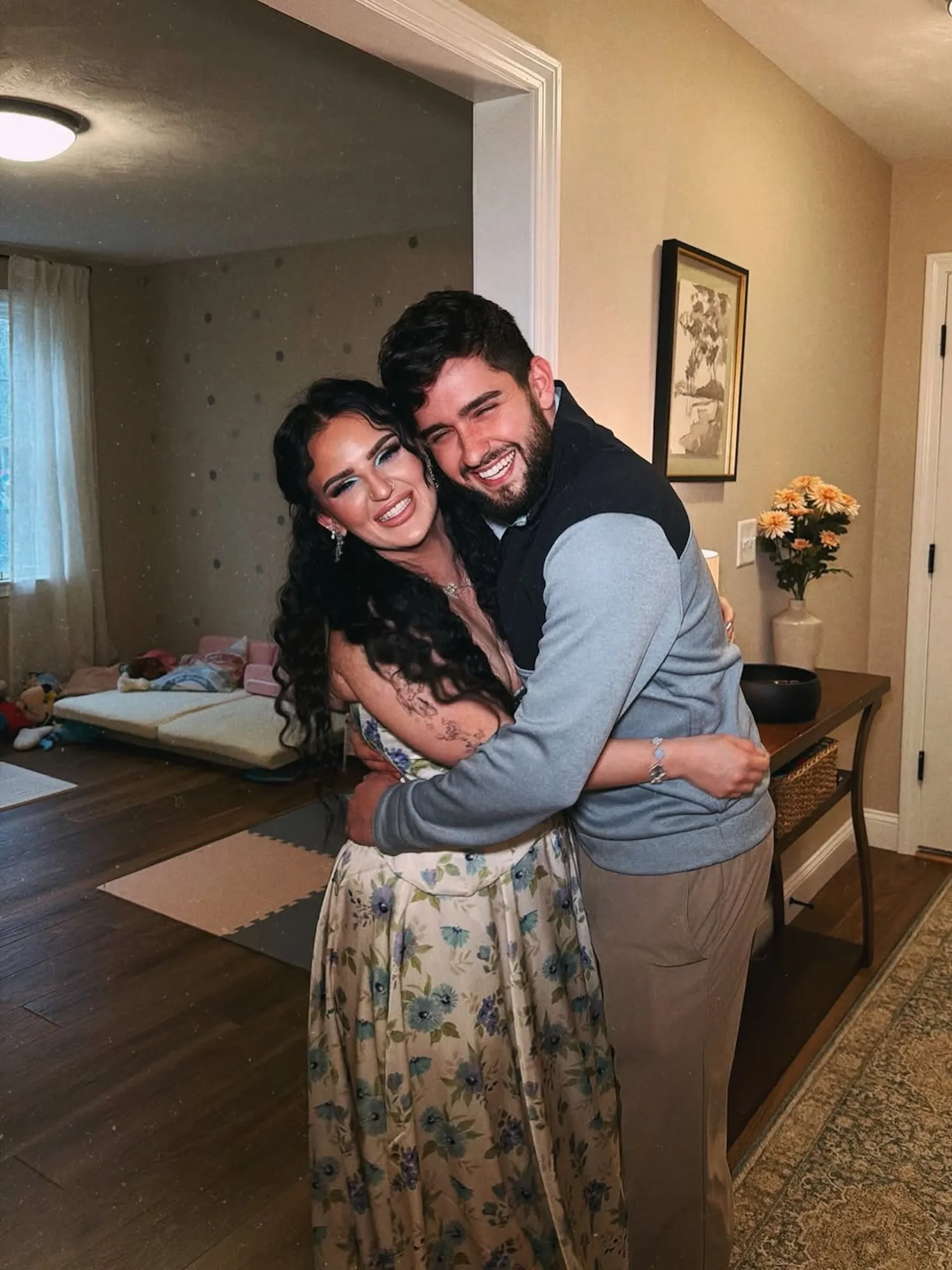 Influencer Mikayla Nogueira Debuts Boyfriend 2 Months After Announcing Divorce: 'I Love Life'