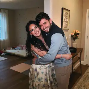 Influencer Mikayla Nogueira Debuts Boyfriend 2 Months After Announcing Divorce: 'I Love Life'