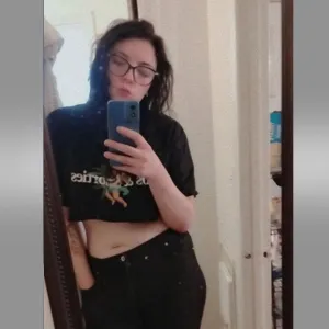 Oregon Woman Reported Missing After Being Picked Up By Stranger After Running Out of Gas