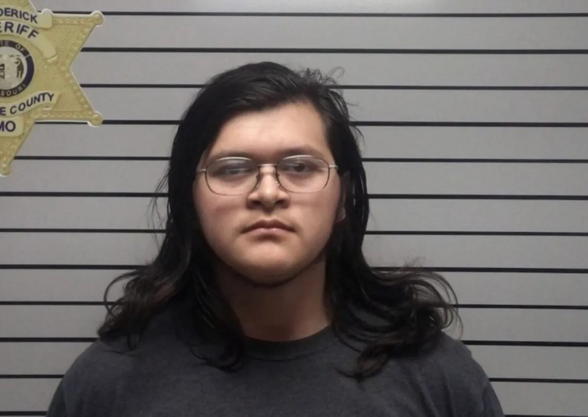 Missouri Man Stopped With Missing Kid From Pennsylvania, Arrested for Child Porn Possession