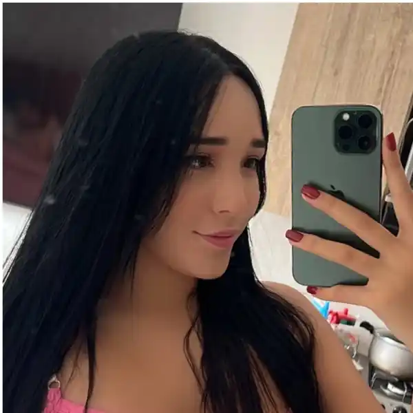 Paola Torres, Fátima Segovia y Susy Sintabu.