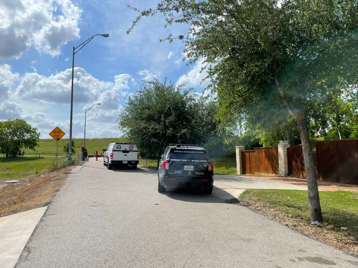 Teen Boy Discovers Woman’s Dead Body in ‘Very Isolated’ Area in Texas While on Bike Ride