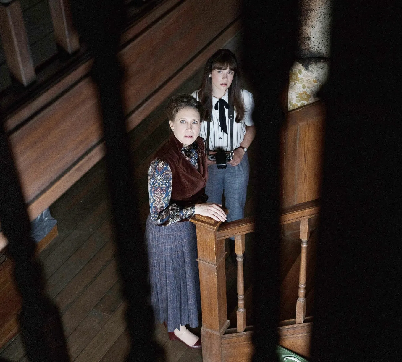 Vera Farmiga and Mia Tomlinson in The Conjuring: Last Rites