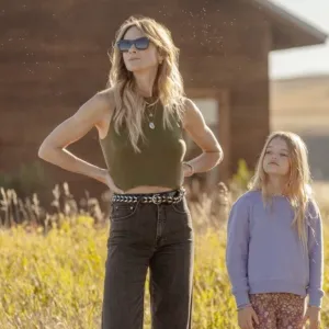 Michelle Pfeiffer and the cast of The Madison