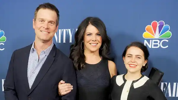 Peter Krause, Lauren Graham and Mae Whitman
