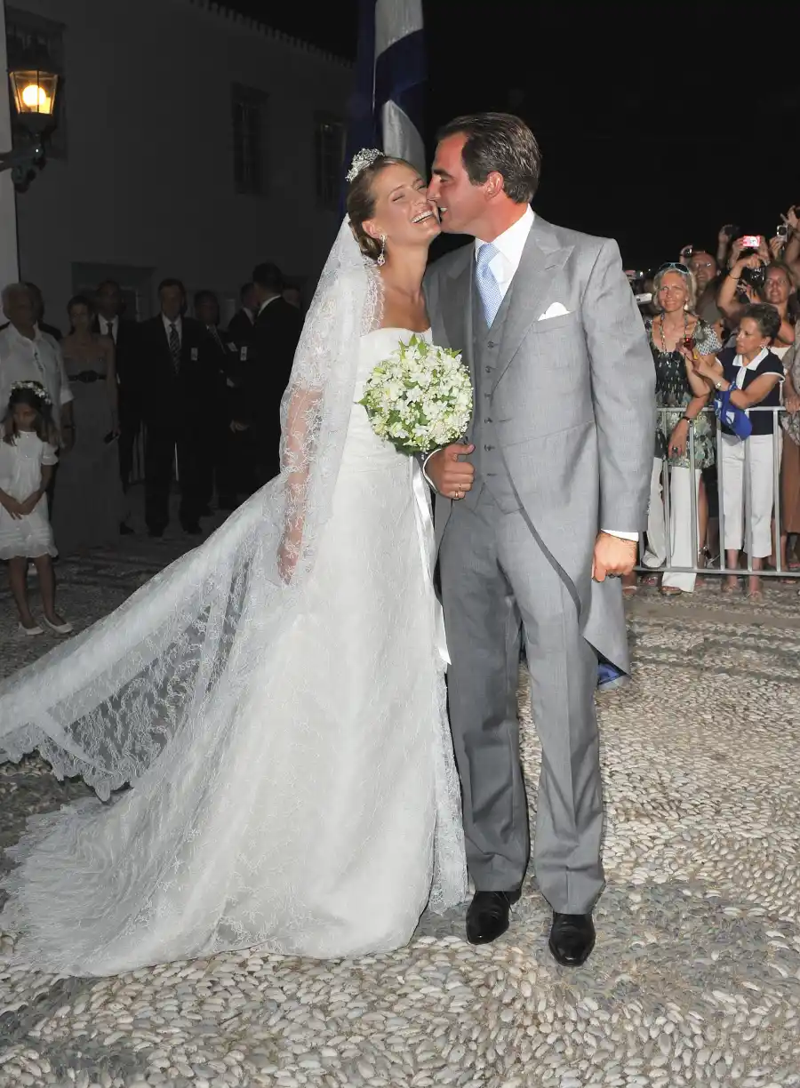 5 1528e706 cd29 4fe1 be97 d2f6cfc34c24