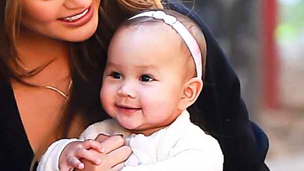 614913474_luna zoom 7c530cc0 ea5e 4b3a a5e5 cd734454540e