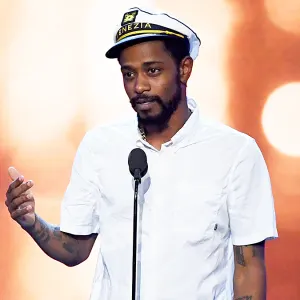 Keith Stanfield, Leslie Mann and Christian Slater and Tom Lassally