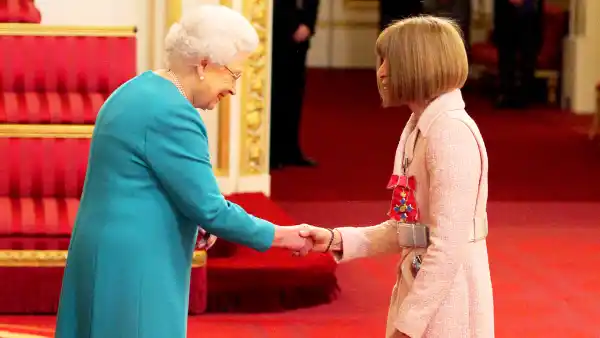 Queen Elizabeth II and Anna Wintour