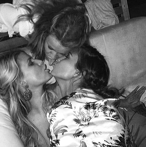 jessica simpson kiss