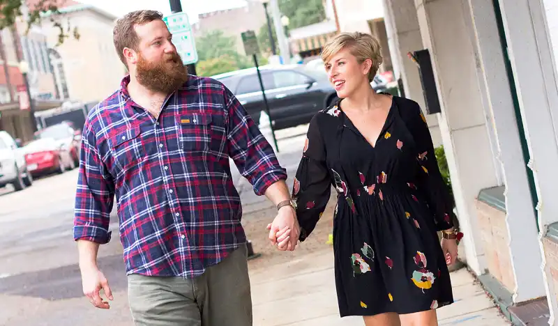 Ben and Erin Napier Replica Luxury Handbag Town