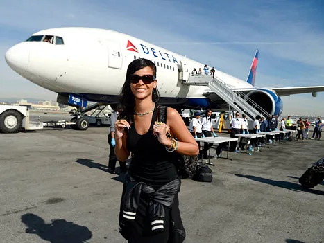 rihanna plane