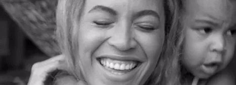 Beyonce and Blue Ivy smiling