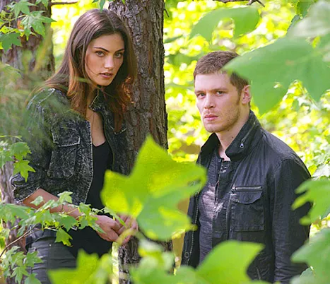 Phoebe Tonkin and Joseph Morgan