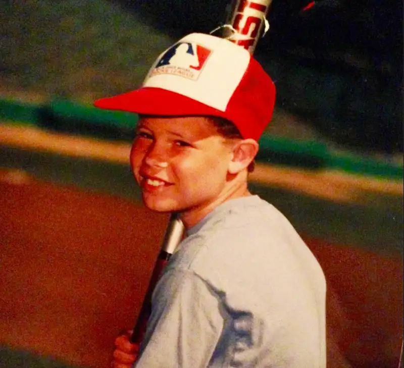 Adam devine cb4a0981 9fd9 4fc2 a342 a2a73918c6f9