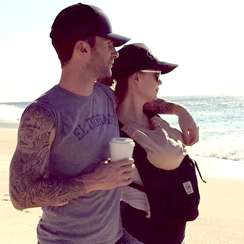 Adam levine behati zoom 73693291 8a24 46a9 a9be 21a586def4d1