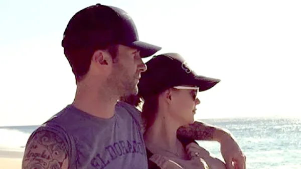 Adam levine behati zoom 73693291 8a24 46a9 a9be 21a586def4d1