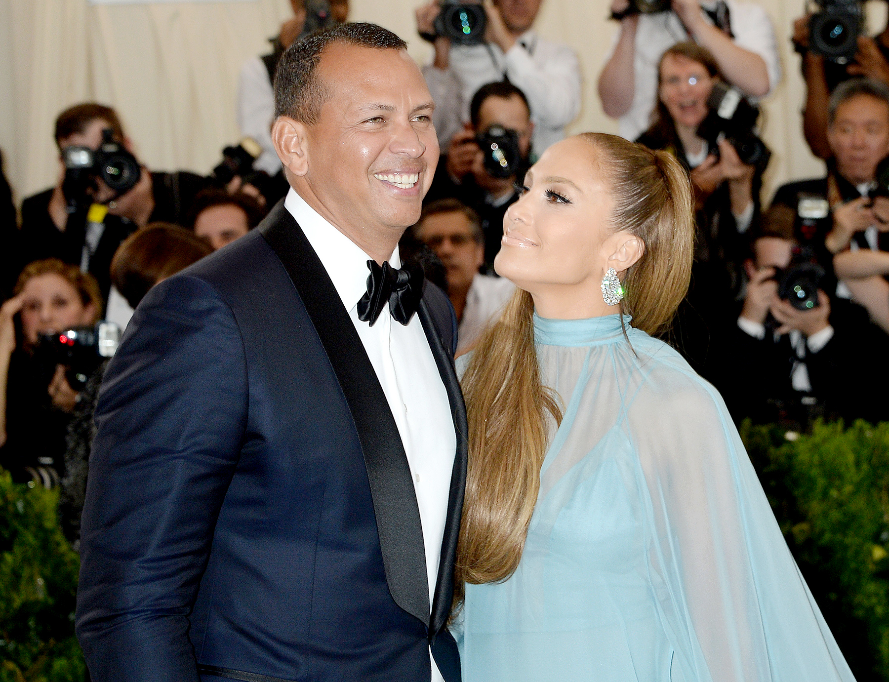 Alex rodriguez jennifer lopez zoom 47040e1e 9462 4d03 8cad 96649a708c6a