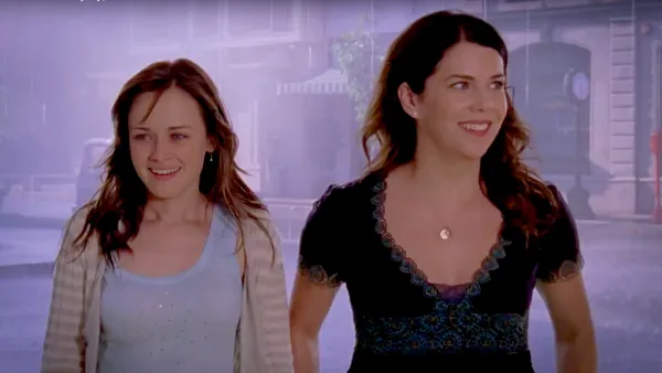 Alexis Bledel and Lauren Graham