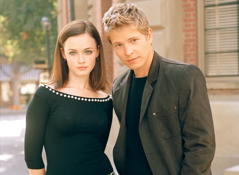 Alexis Bledel and Matt Czuchry