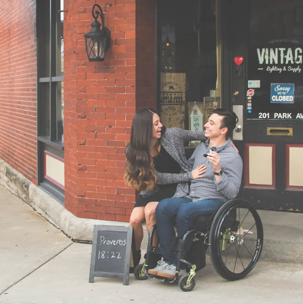 Amanda Diesen and Todd Krieg Kayla Duffin Photography