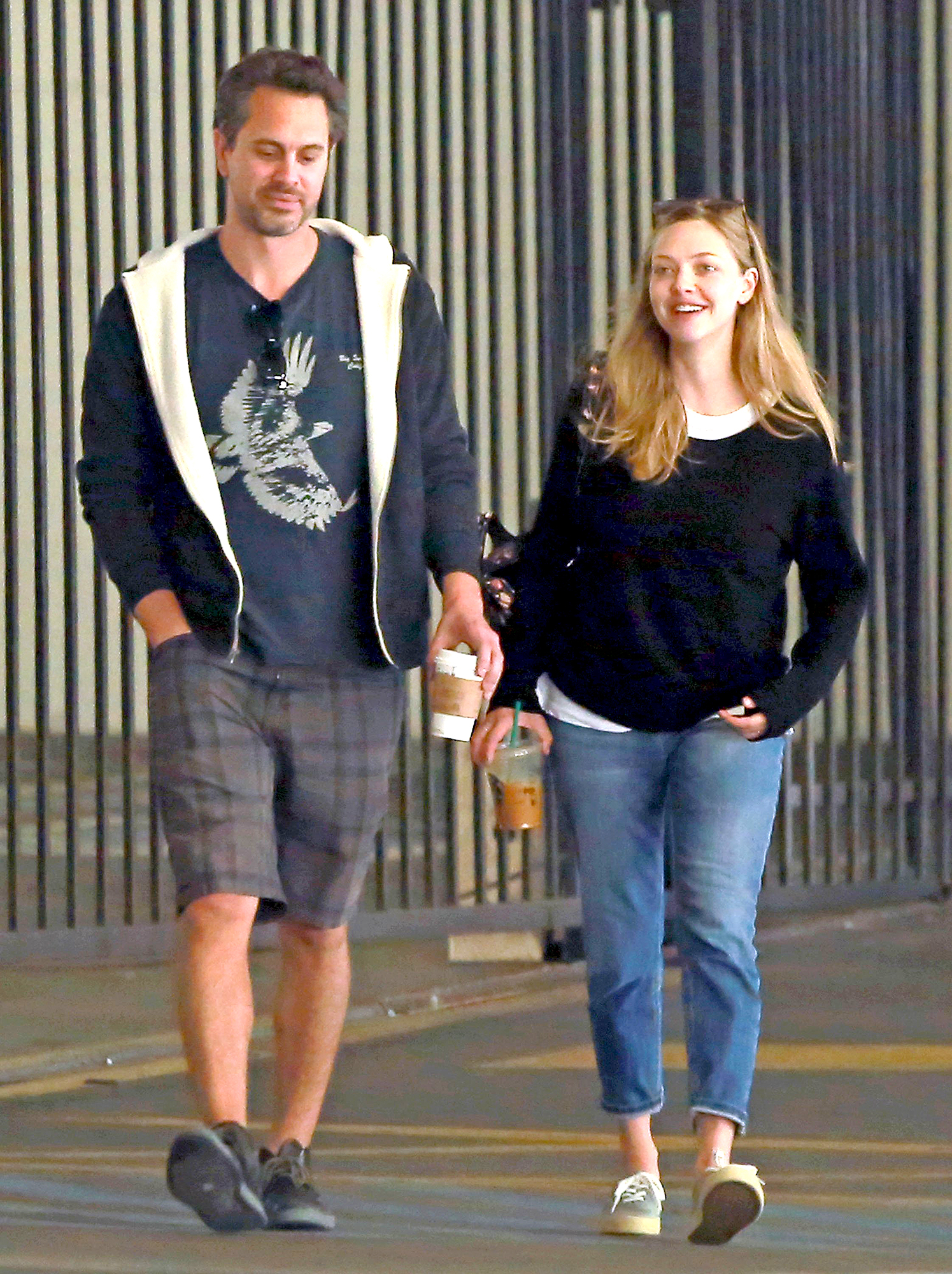 Amanda seyfriend 89761d47 0368 4b40 9c0f 5243eabfa369