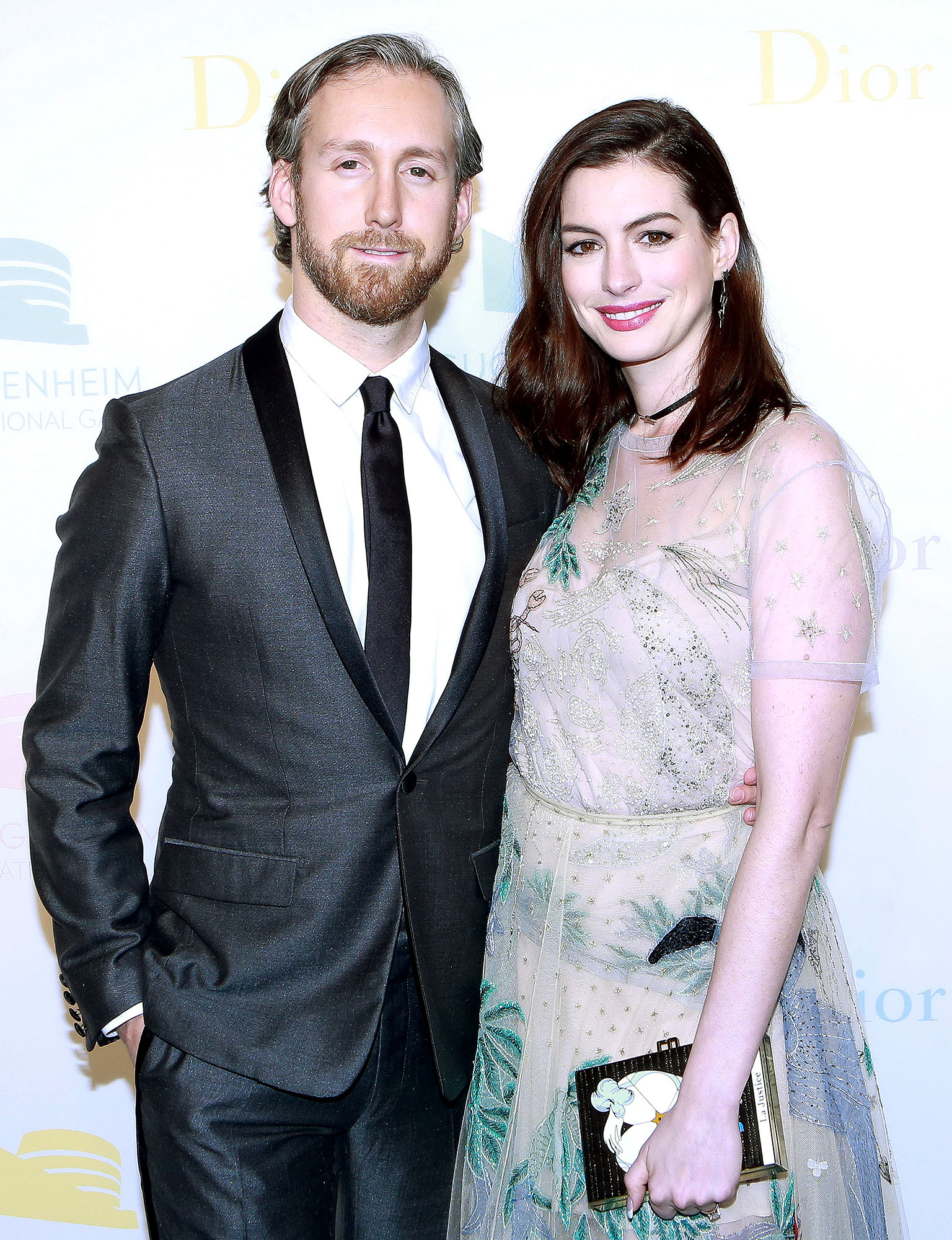Anne hathaway adam shulman 2 473ec1b9 ca16 414c 9595 03455b0604df