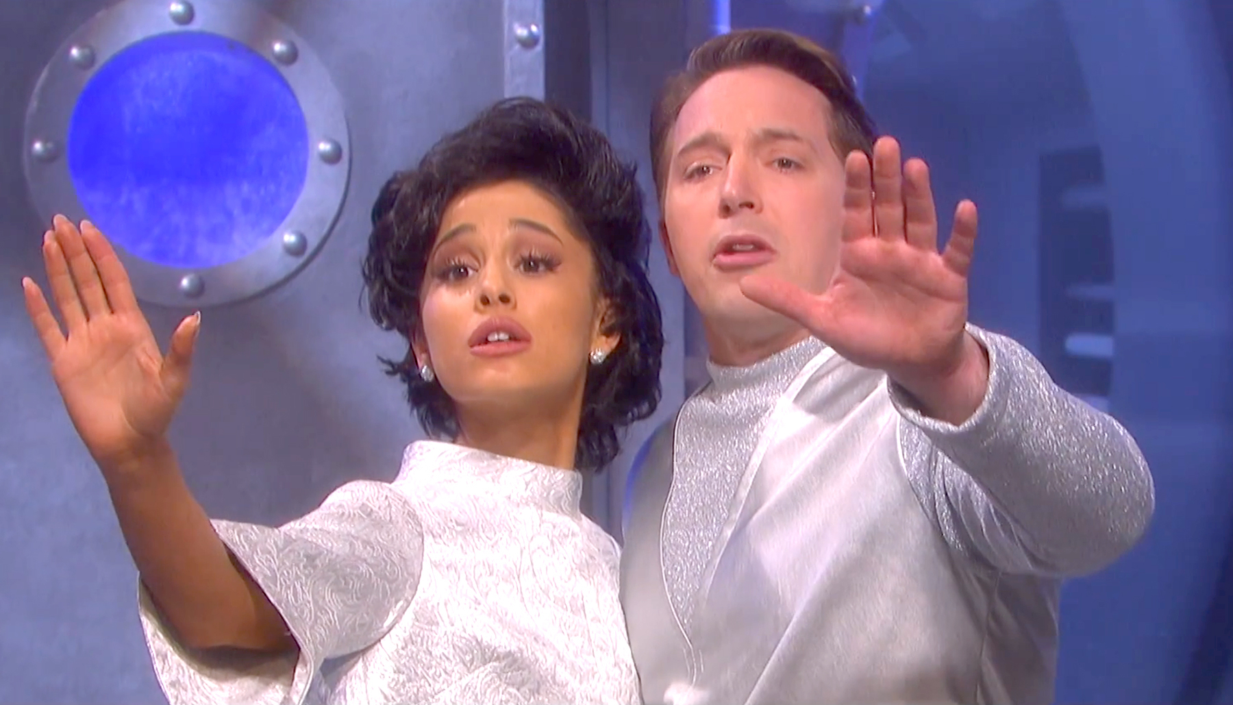 Ariana as judy garland inline ae6a3ec8 469d 4205 aca5 f6e7a56f7f59