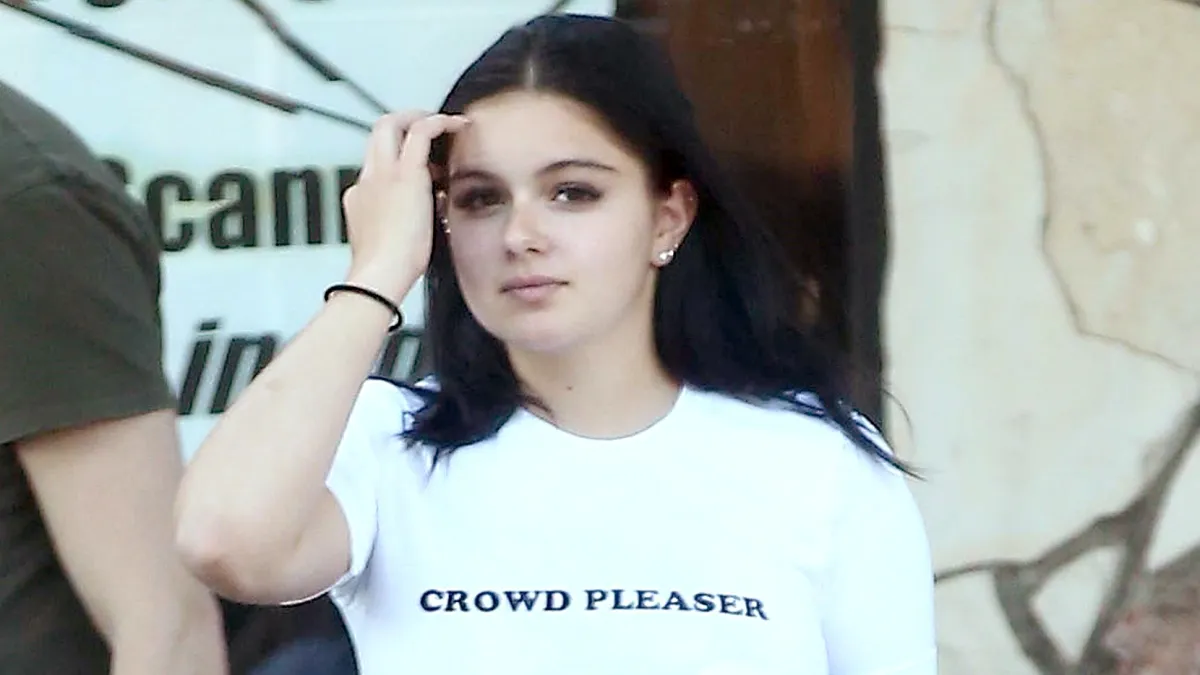 Ariel Winter and her boyfriend Levi Meaden stop by Guns Direct to get gun permits in Burbank on September 26, 2017.
