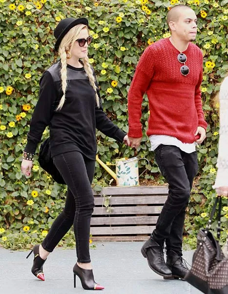 ashlee simpson evan ross bronx bday