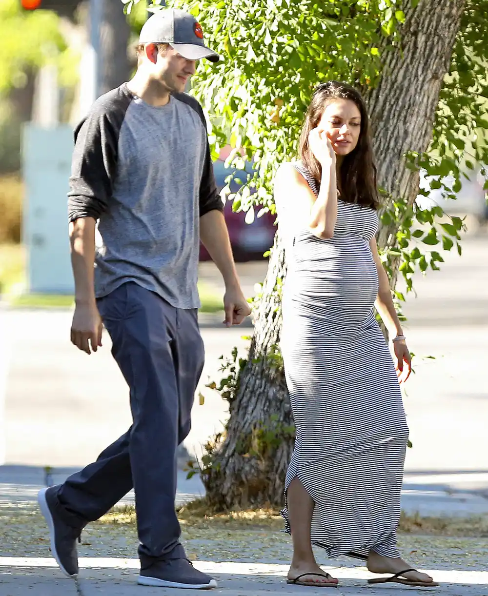 Ashton Kutcher Mila Kunis pregnant