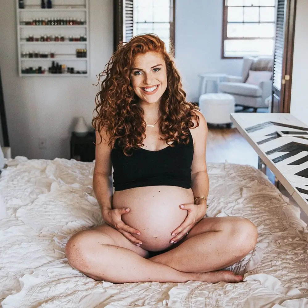 Audrey Roloff baby bump