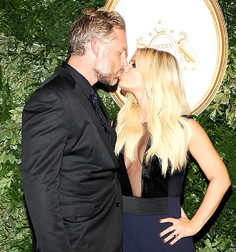 Eric Johnson and Jessica Simpson