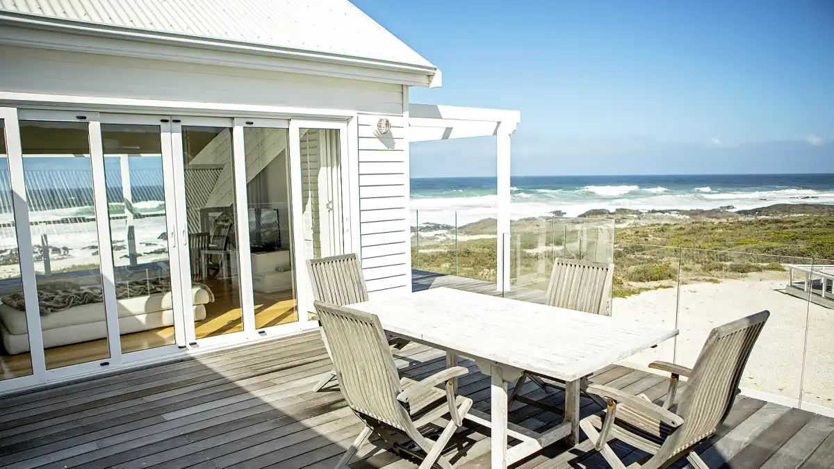 Beach house d73e4fbf be2a 4fc1 ab1b b601f2abdece